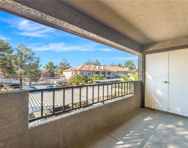 2606 S Durango Drive - Photo Thumbnail 23