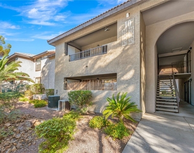 2606 S Durango Drive - Photo Thumbnail 3