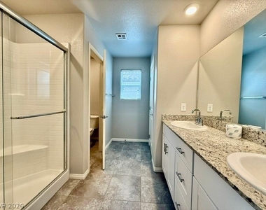 7606 Red Plumeria Avenue - Photo Thumbnail 15