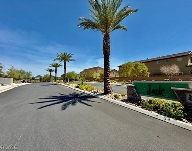 7606 Red Plumeria Avenue - Photo Thumbnail 23