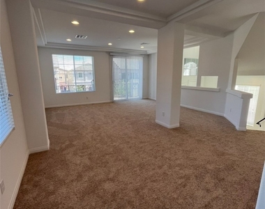 7707 Liberty Falls Street - Photo Thumbnail 4