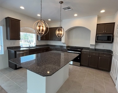 7707 Liberty Falls Street - Photo Thumbnail 7