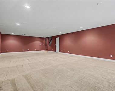 3924 Royal Scots Avenue - Photo Thumbnail 51
