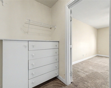 3924 Royal Scots Avenue - Photo Thumbnail 34