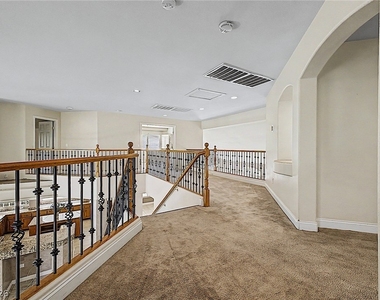 3924 Royal Scots Avenue - Photo Thumbnail 48
