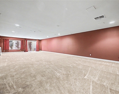 3924 Royal Scots Avenue - Photo Thumbnail 50