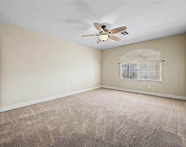 3924 Royal Scots Avenue - Photo Thumbnail 32