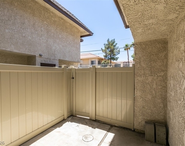 2127 Pine Breeze Lane - Photo Thumbnail 38