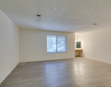 2127 Pine Breeze Lane - Photo Thumbnail 33