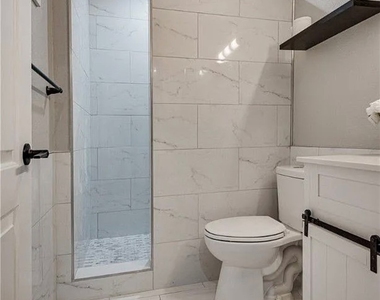 5175 Caliente Street - Photo Thumbnail 5