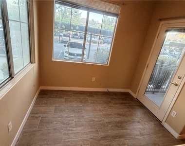 9050 W Warm Springs Road - Photo Thumbnail 19