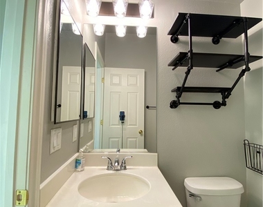 9766 Gentle Spirit Drive - Photo Thumbnail 14