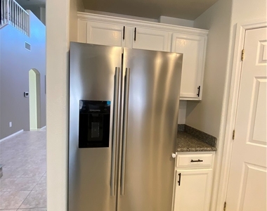 9766 Gentle Spirit Drive - Photo Thumbnail 8