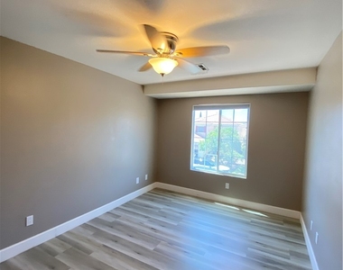9766 Gentle Spirit Drive - Photo Thumbnail 25