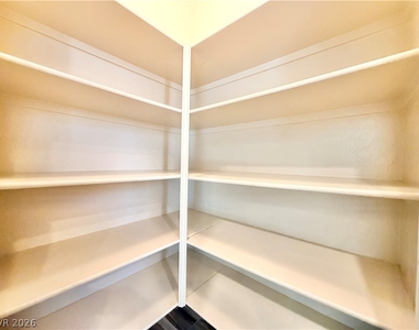 11908 Orense Drive - Photo Thumbnail 14