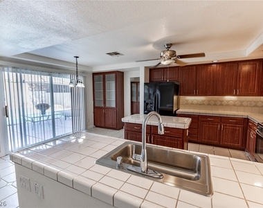 8232 Deer Springs Way - Photo Thumbnail 6
