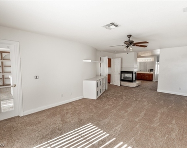 8232 Deer Springs Way - Photo Thumbnail 18