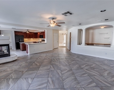 8232 Deer Springs Way - Photo Thumbnail 9