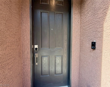20 Barbara Lane - Photo Thumbnail 3
