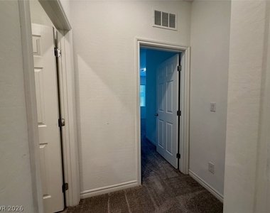 20 Barbara Lane - Photo Thumbnail 25