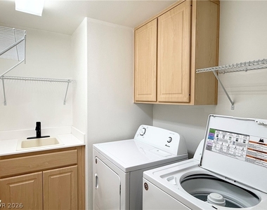 705 Lexington Cross Drive - Photo Thumbnail 25