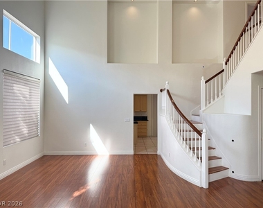 705 Lexington Cross Drive - Photo Thumbnail 3