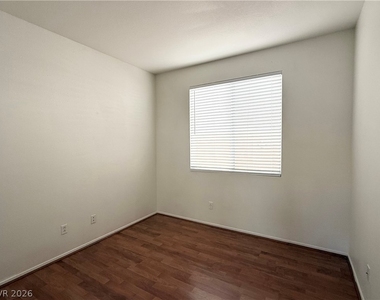 705 Lexington Cross Drive - Photo Thumbnail 12