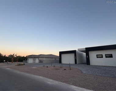 197 E Shelbourne Avenue - Photo Thumbnail 6