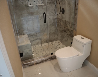 197 E Shelbourne Avenue - Photo Thumbnail 38