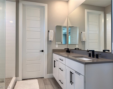 12422 Foxtail Run Avenue - Photo Thumbnail 35
