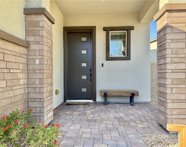 12422 Foxtail Run Avenue - Photo Thumbnail 3
