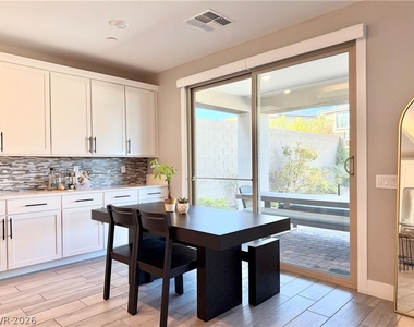 12422 Foxtail Run Avenue - Photo Thumbnail 19