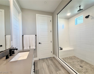 12422 Foxtail Run Avenue - Photo Thumbnail 37