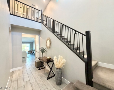 12422 Foxtail Run Avenue - Photo Thumbnail 7