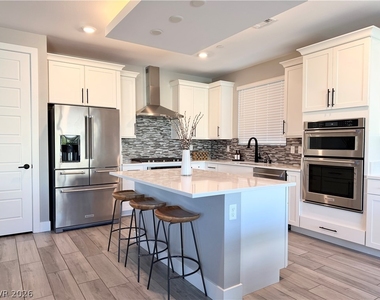 12422 Foxtail Run Avenue - Photo Thumbnail 20