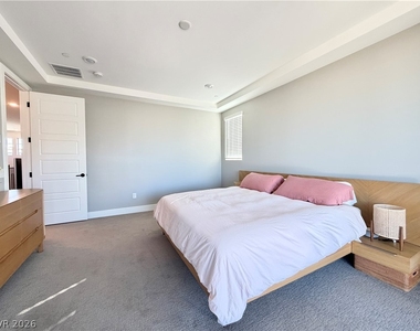 12422 Foxtail Run Avenue - Photo Thumbnail 31