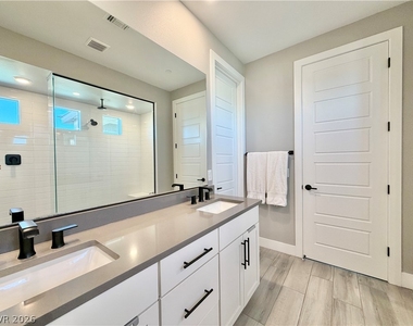 12422 Foxtail Run Avenue - Photo Thumbnail 39