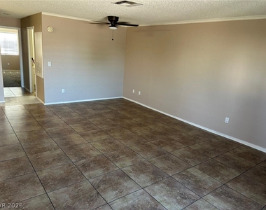 6865 Tamarus Street - Photo Thumbnail 1