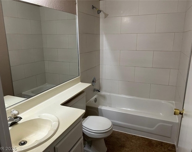 6865 Tamarus Street - Photo Thumbnail 3