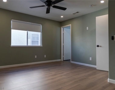 7568 Durham Hall Avenue - Photo Thumbnail 10