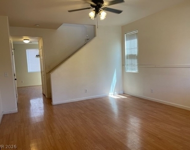 1324 Oak Village Avenue - Photo Thumbnail 2