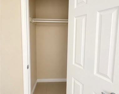 4361 Alexis Drive - Photo Thumbnail 9