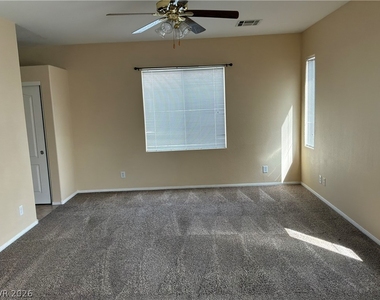 5150 Silent Valley Avenue - Photo Thumbnail 11