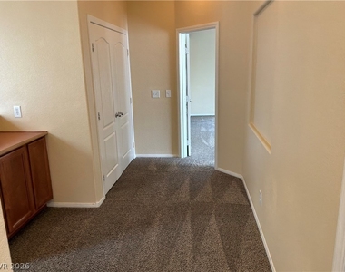5150 Silent Valley Avenue - Photo Thumbnail 9