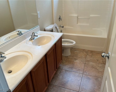 5150 Silent Valley Avenue - Photo Thumbnail 19