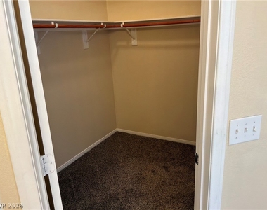 5150 Silent Valley Avenue - Photo Thumbnail 14