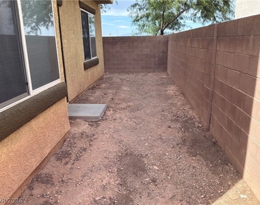 5150 Silent Valley Avenue - Photo Thumbnail 23