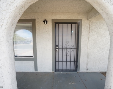 424 Engel Avenue - Photo Thumbnail 5