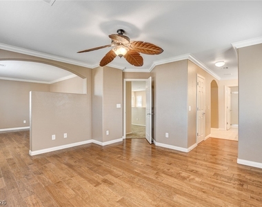 9346 Horse Canyon Drive - Photo Thumbnail 12