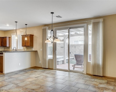 9346 Horse Canyon Drive - Photo Thumbnail 15